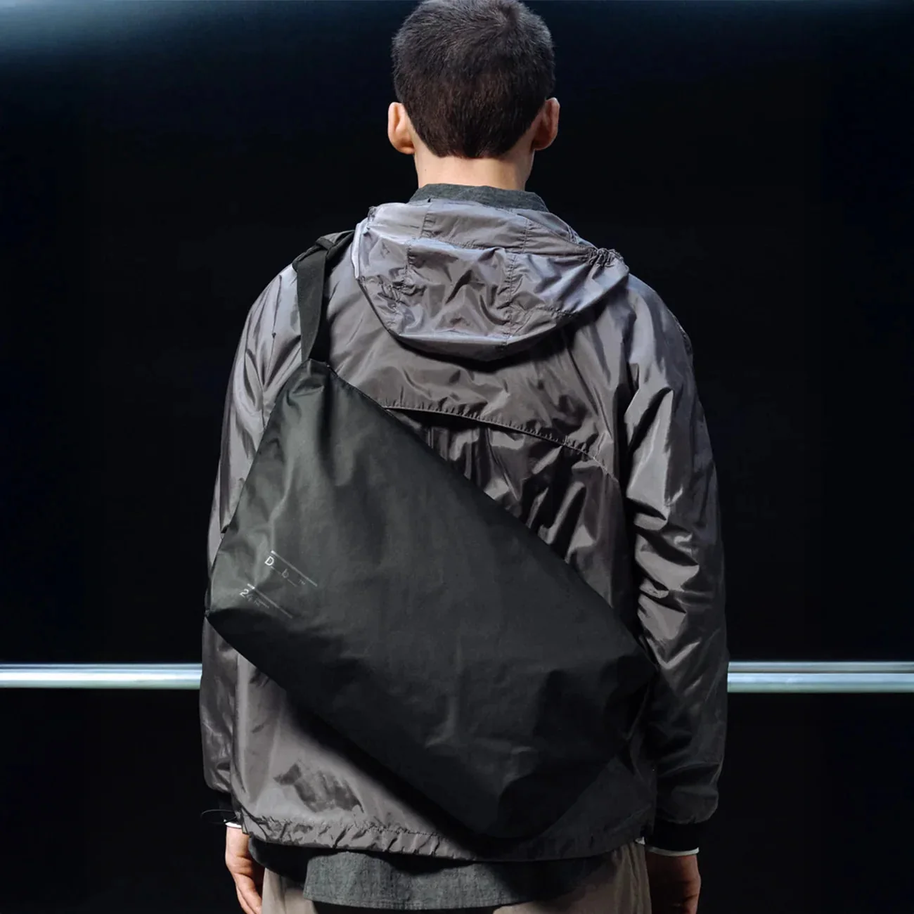 Ramverk Pro Sling Bag 24L - Image 7