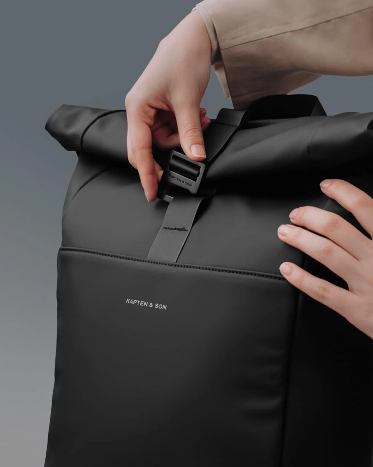 Lund Sleek Full PU - Image 13
