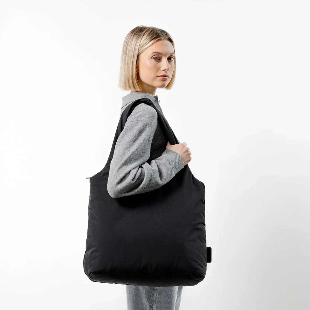 Skara Cloud Tote Bag - Image 13