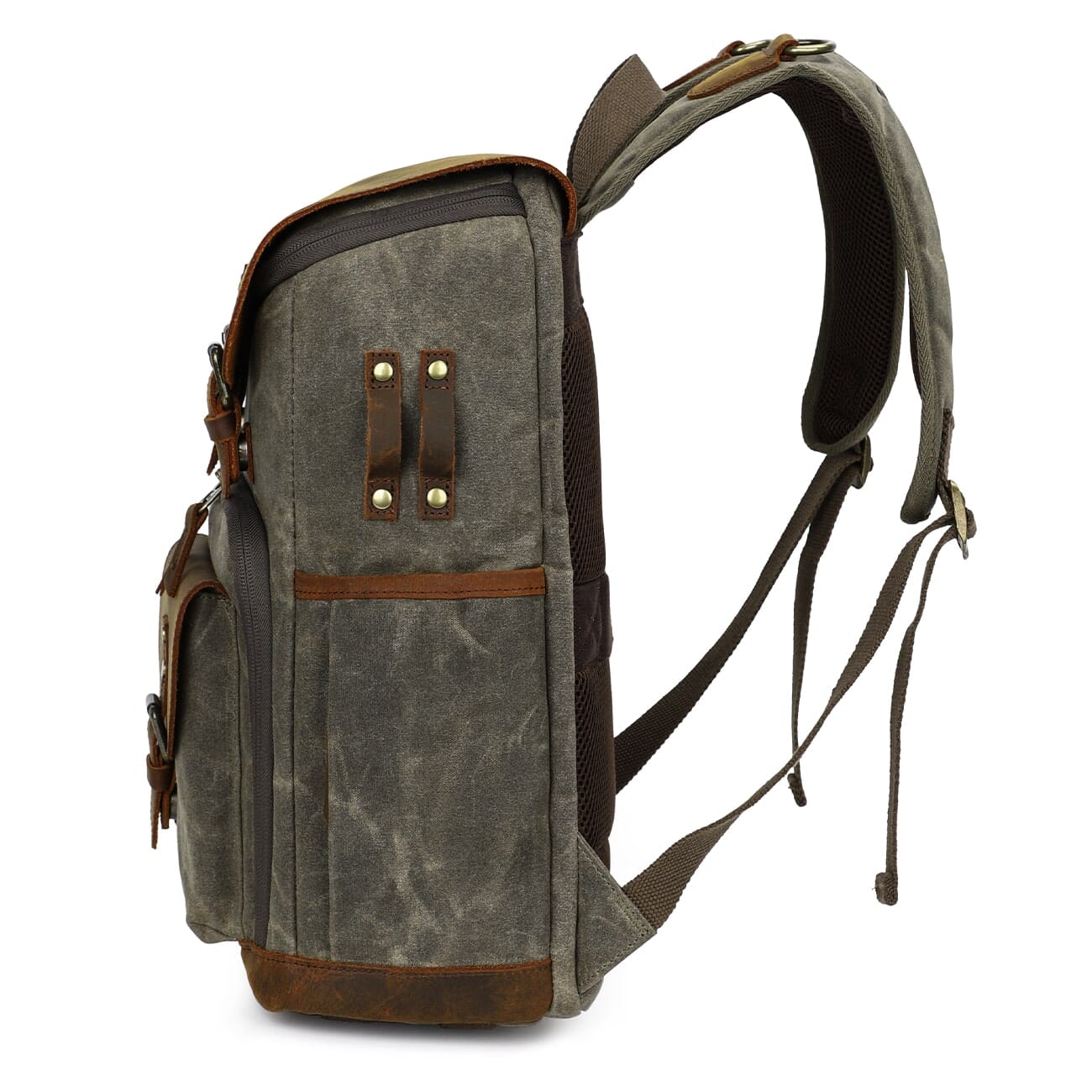 Vintage Leather Camera Backpack | DENALI - Image 12