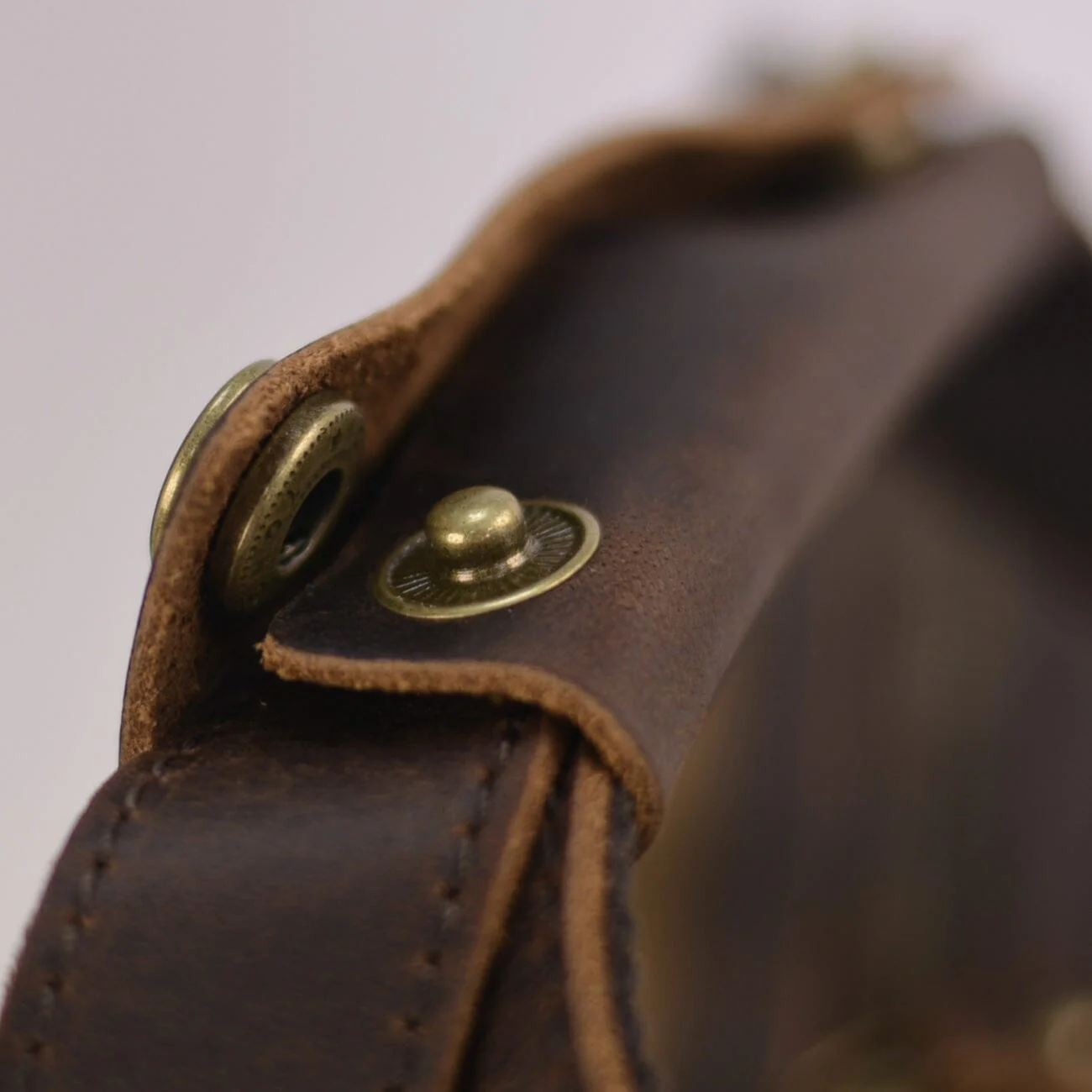 Waxed Canvas Briefcase | ANCHORAGE - Image 17